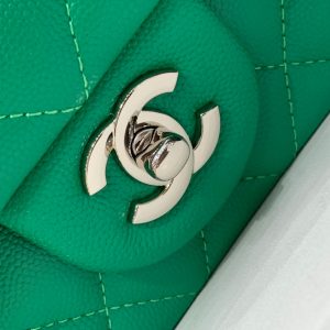 20220929_i1664442816_1494_4_jpg flap bag mini 20cm dark green caviar silver hardware