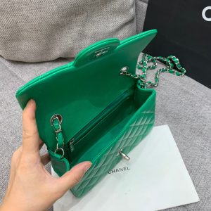 20220929_i1664442816_2019_6_jpg flap bag mini 20cm dark green caviar silver hardware