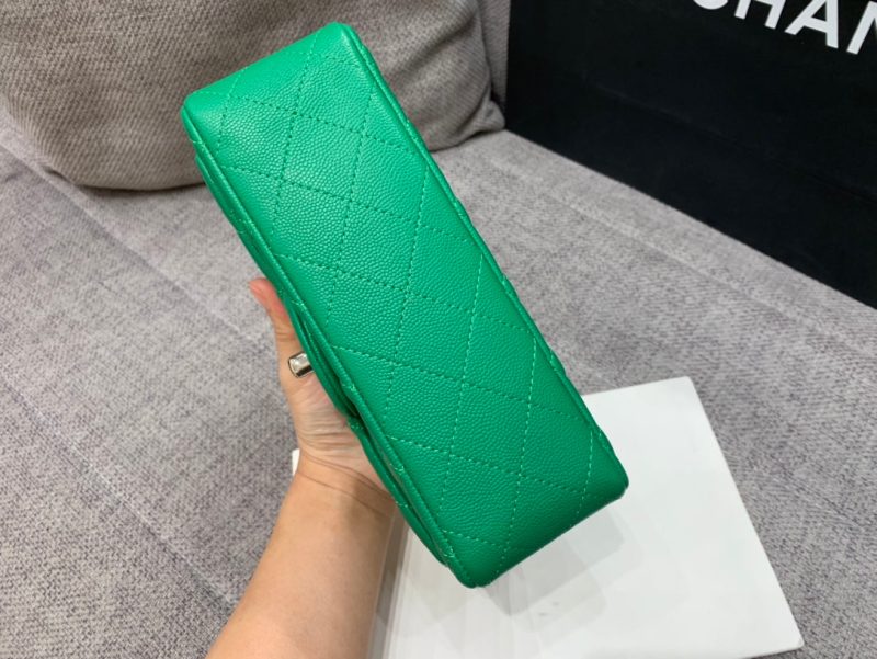20220929_i1664442816_3158_5_jpg flap bag mini 20cm dark green caviar silver hardware