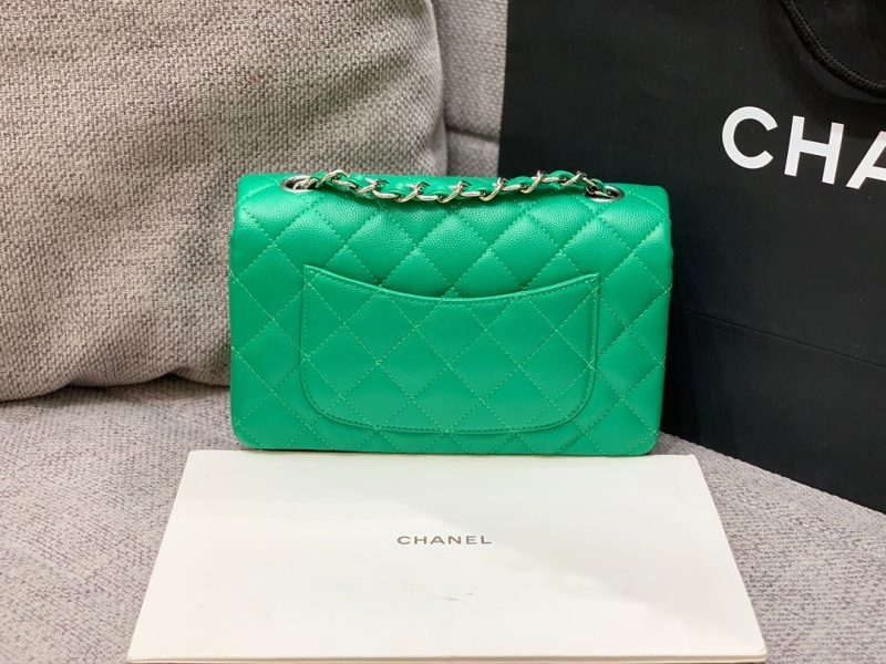 20220929_i1664442816_6811_3_jpg flap bag mini 20cm dark green caviar silver hardware