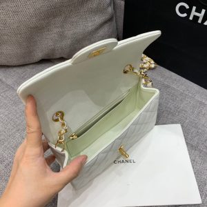 20220929_i1664461710_7595_6_jpg flap bag mini 20cm white caviar gold hardware