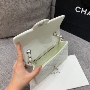 flap bag mini 20cm white caviar silver hardware