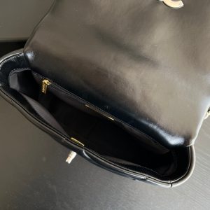 20221016_i1665889492_5661_7_jpg 19 FLAP BAG 30 BLACK GOATSKIN RUTHENIUM HARDWARE