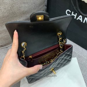 20221206_i1670337123_2344_7_jpg flap bag mini 20cm black lambskin gold hardware