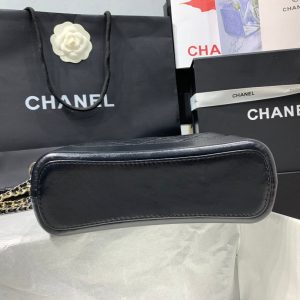 HOBO BAG 25 WITH STRAP IN BLACK CALFSKIN GOLD AND SILVER HARDWARE