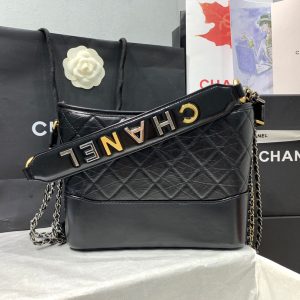 HOBO BAG 25 WITH STRAP IN BLACK CALFSKIN GOLD AND SILVER HARDWARE