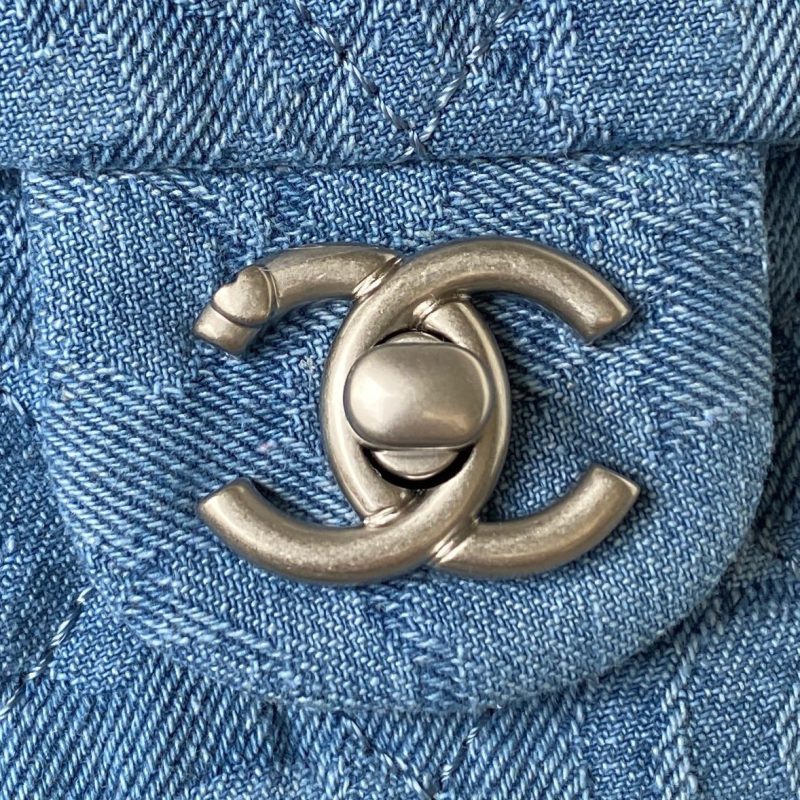 20230314_i1678728645_5255_2_jpg 23P Flap Bag 19cm Denim Silver Hardware