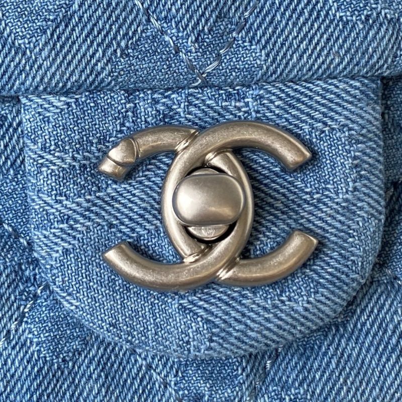 20230314_i1678733828_4898_2_jpg 23P Flap Bag 20cm Denim Silver Hardware