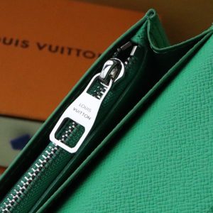 LV Brazza Wallet Monogram Comics Canvas 195895