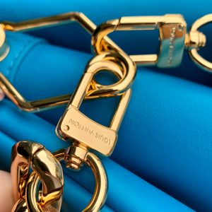 20230402_i1680420617_501_6_jpg coussin pm 26cm blue monogram empreinte calfskin