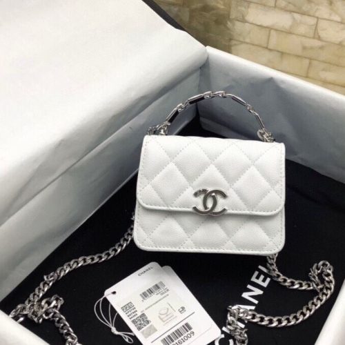 20230413_i1681330321_6921_0_jpg_4851d242-69af-4492-96ba-e5ebaf268204 cc woc 13cm with top handle white quilted caviar leather silver hardware