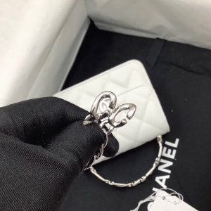 cc woc 13cm with top handle white quilted caviar leather silver hardware