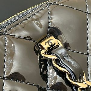 CC 23S Shell Bag 28.5cm Black Patent Leather