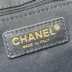 CC 23S Shell Bag 28.5cm Black Patent Leather