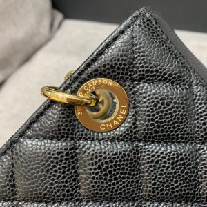 CLASSIC GRAND SHOPPING TOTE BAG 24CM BLACK CAVIAR GOLD HARDWARE