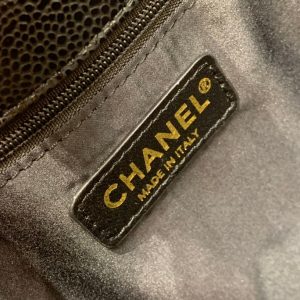 CLASSIC GRAND SHOPPING TOTE BAG 24CM BLACK CAVIAR GOLD HARDWARE