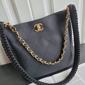 cc 23s hobo bag 26cm black calfskin gold hardware