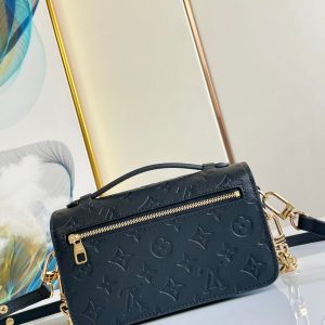 Pochette Metis East West 21.5 Black Grained Cowhide Leather