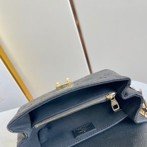 Pochette Metis East West 21.5 Black Grained Cowhide Leather