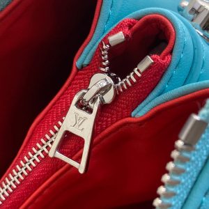 coussin pm 26cm tiffany blue monogram empreinte calfskin