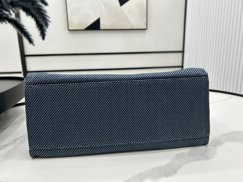 20230722_i1689970985_9406_6_jpg CC Deauville Tweed Bag Black Leather Gold Hardware 23