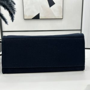 CC Deauville Tweed Bag Navy Leather Gold Hardware 21