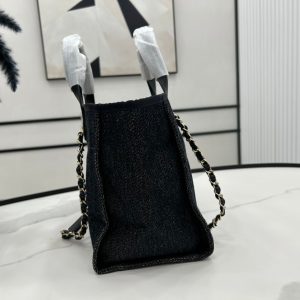 CC Deauville Tweed Bag 33x26x15.5cm Black Leather Gold Hardware 26