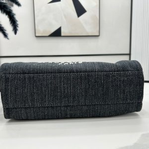 CC Deauville Tweed Bag 33x24x14.5cm Black Leather Gold Hardware 27