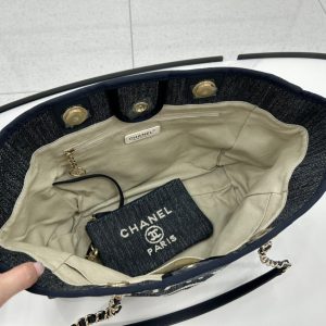 CC Deauville Tweed Bag 33x24x14.5cm Black Leather Gold Hardware 27