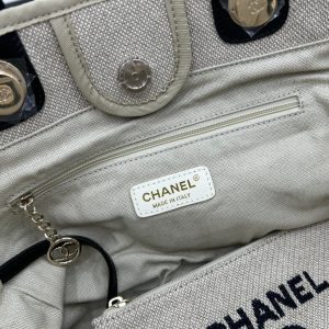 CC Deauville Tweed Bag 33x26x15.5cm Black Leather Gold Hardware 35