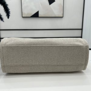 CC Deauville Tweed Bag 33x24x14.5cm Black Leather Gold Hardware 36