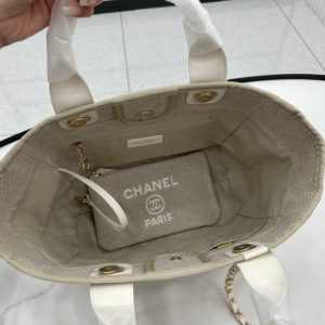 CC Deauville Tweed Bag 33x26x15.5cm White Leather Gold Hardware 29