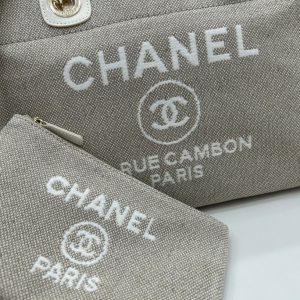 CC Deauville Tweed Bag 33x26x15.5cm White Leather Gold Hardware 29