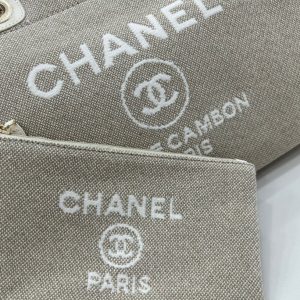 CC Deauville Tweed Bag 33x24x14.5cm White Leather Gold Hardware 30