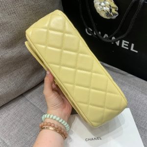 SMALL FLAP BAG 24CM TOP HANDLE LIME LAMBSKIN GOLD HARDWARE