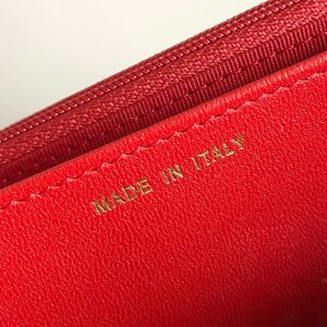 CC WOC 19 RED CAVIAR GOLD HARDWARE