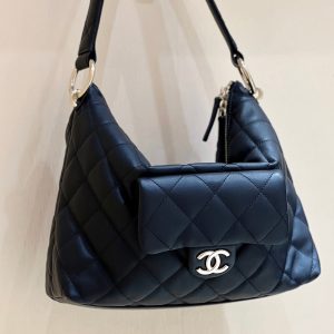 CC 23B Maxi Hobo 29.5cm Black Cowhide Light GHW