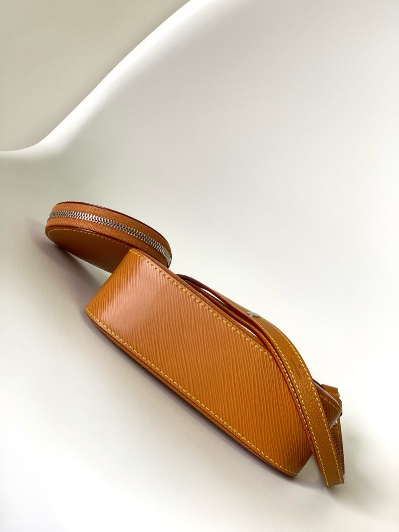 20230824_i1692867768_571_3_jpg MARELLINI 19 BROWN EPI GRAINED LEATHER