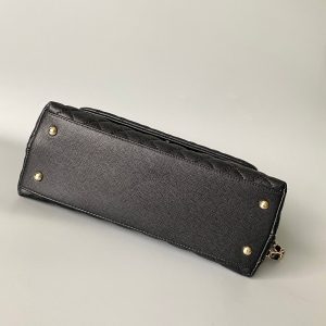 20230828_i1693207823_6965_6_jpg coco handle medium flap bag 28cm black quilted caviar dark red top handle