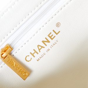 cc 24a nano 19cm kelly shopper bag white lambskin