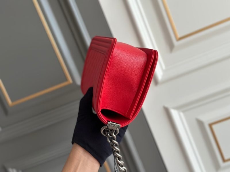 20231023_i1698043517_9756_3_jpg boy 25 red quilted caviar ruthenium hardware