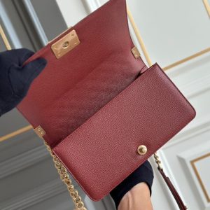 boy medium 25 wine quilted caviar aged ghw