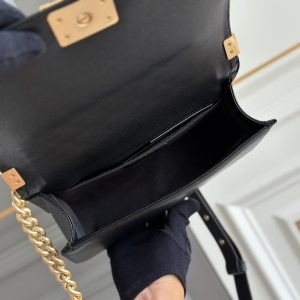 boy medium 25 black quilted caviar ghw