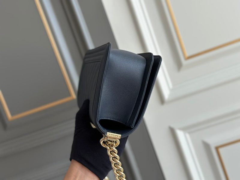 boy medium 25 dark blue chevron caviar ghw