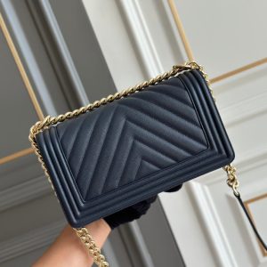 boy medium 25 dark blue chevron caviar ghw