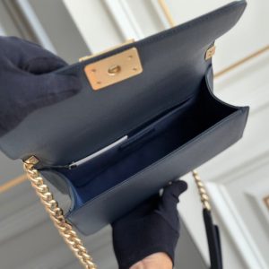 boy medium 25 dark blue chevron caviar aged ghw