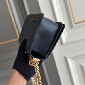 boy medium 25 dark blue chevron caviar aged ghw