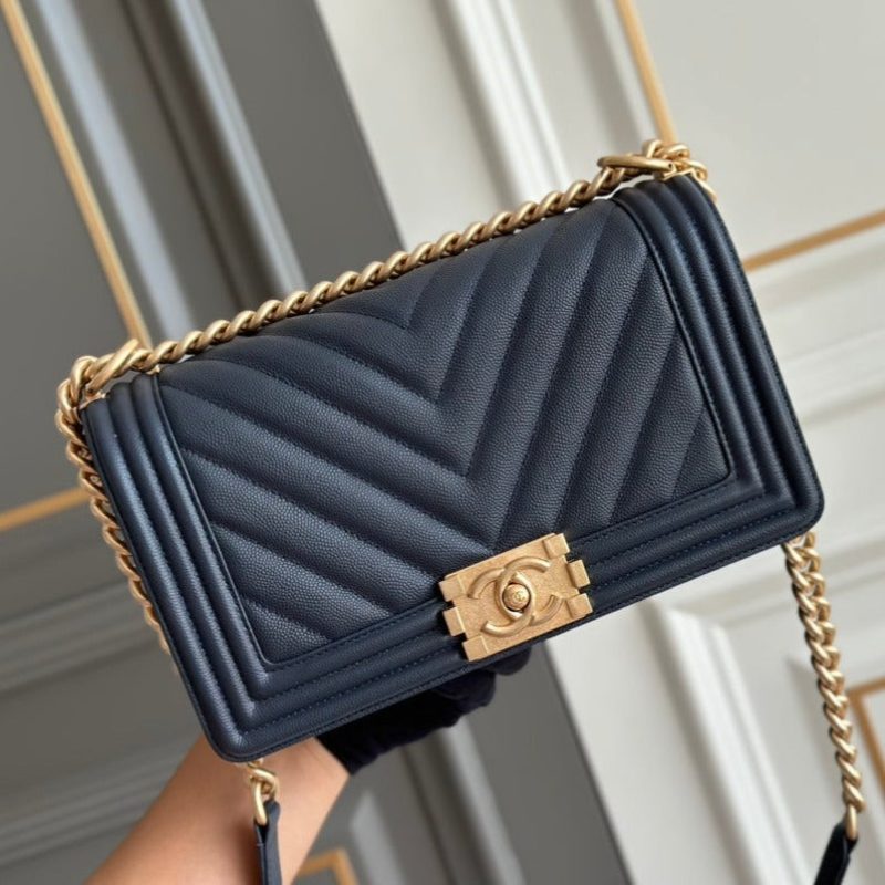 boy medium 25 dark blue chevron caviar aged ghw