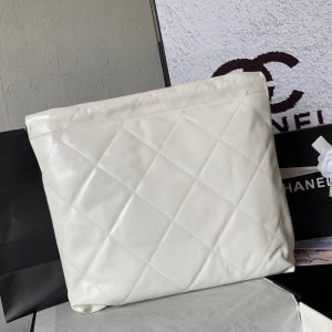 cc 22 hobo white calfskin silver hardware