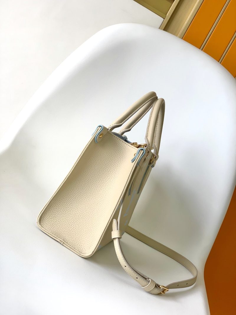 20231214_i1702536884_68_1_jpg ONTHEGO PM 25CM CREAM BLUE